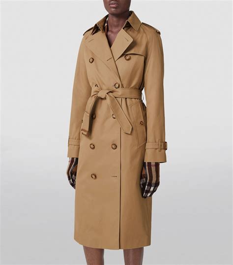 used burberry trench used ladies size 6 coat wool lining|Burberry gabardine trench coat.